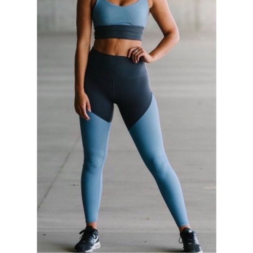 Beyond Yoga Blue Colorblock High Waist Leggings S